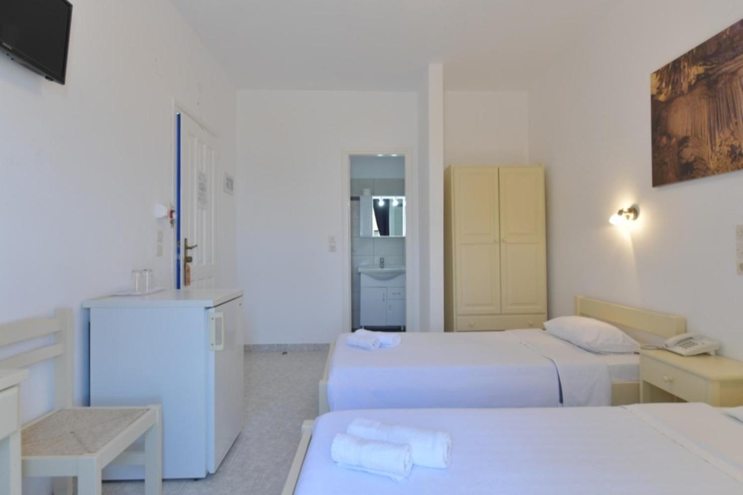 Beachfront Bocamviglies Rooms - Naoussa Bespoke View Habitación foto